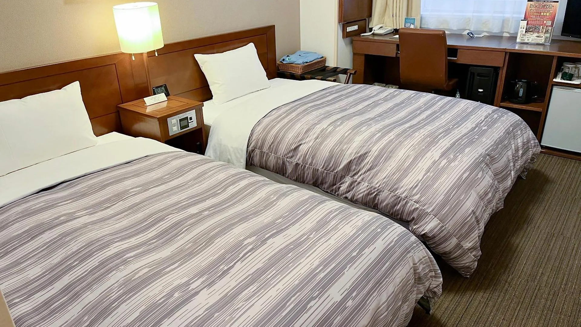 Hotel Route-Inn Sapporo Ekimae Kitaguchi 3*,  Japonya